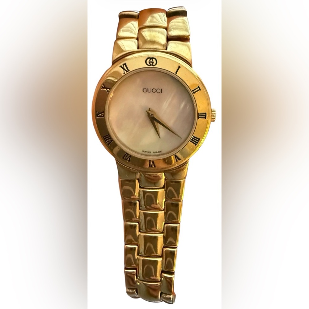 “NWOT VINTAGE GUCCI 3300.2.L WOMEN’S GOLD PLATED SWISS QUARTZ WATCH” - Picture 2 of 11